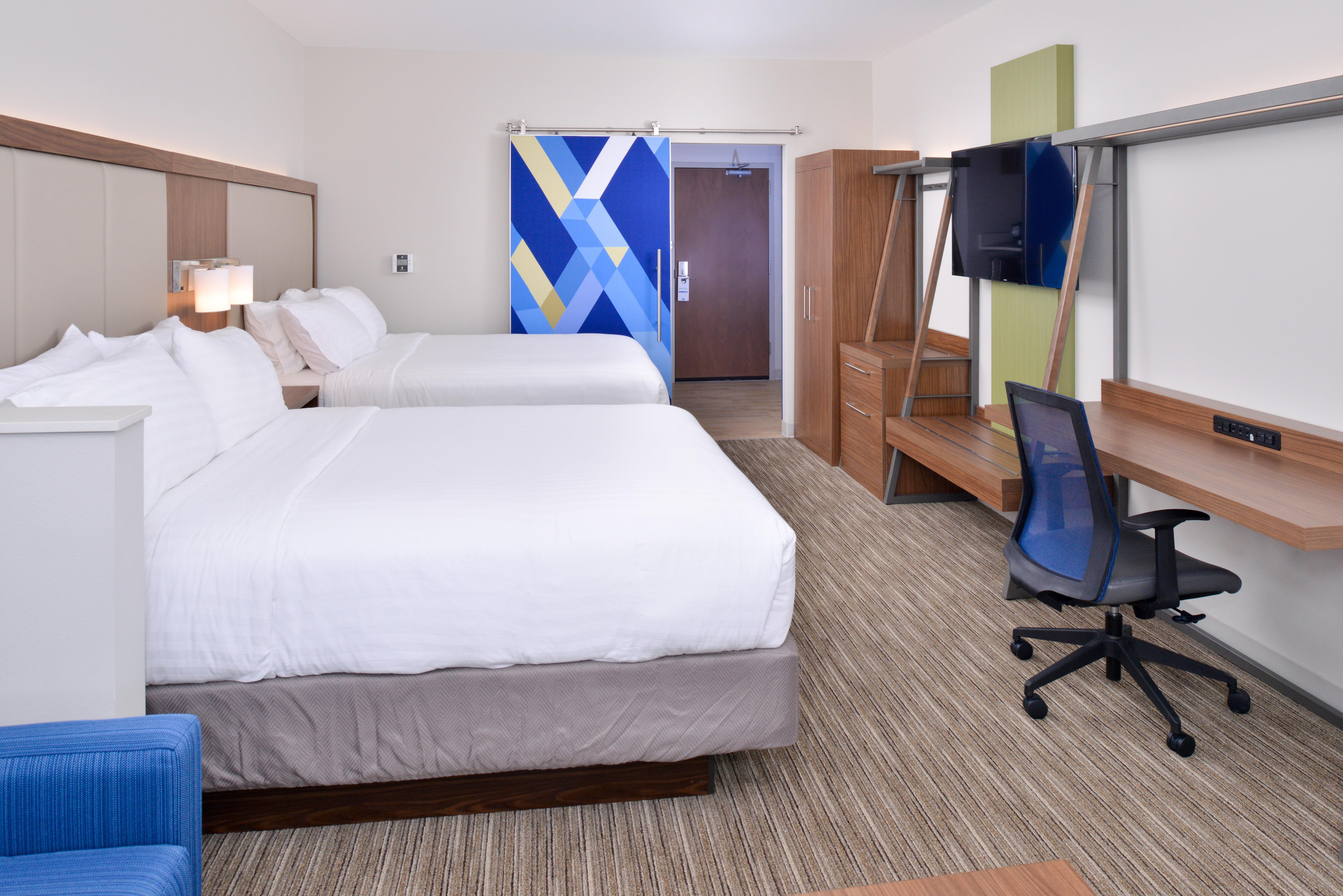 Holiday Inn Express&Suites Madison Exterior foto